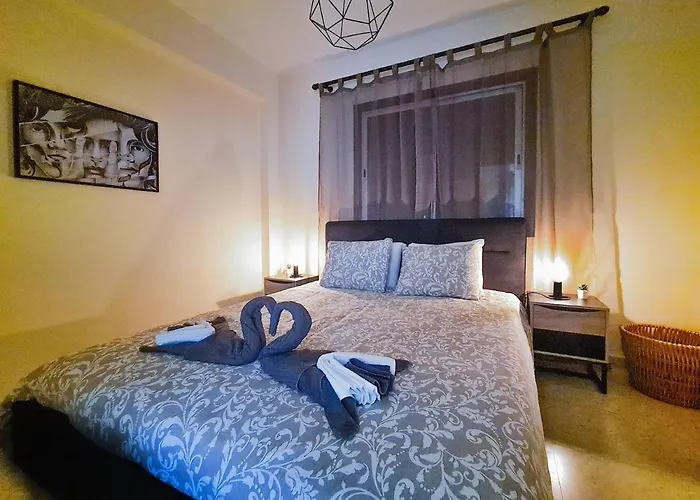 Lisa's - Margarita Gardens * Paphos